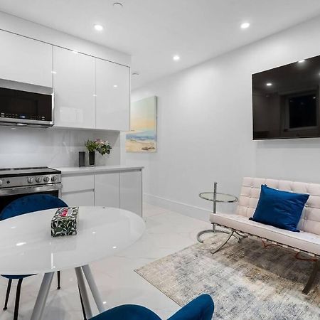 Brand New 2 Bedroom Point Grey Getaway Ванкувер Экстерьер фото