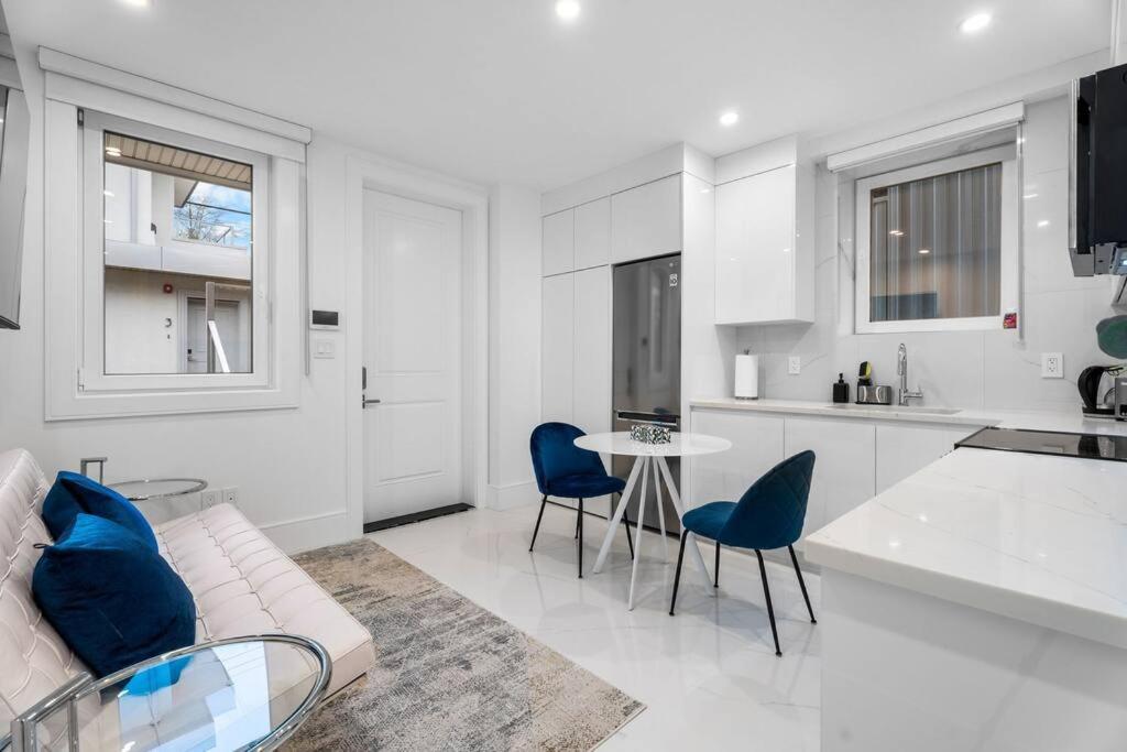 Brand New 2 Bedroom Point Grey Getaway Ванкувер Экстерьер фото