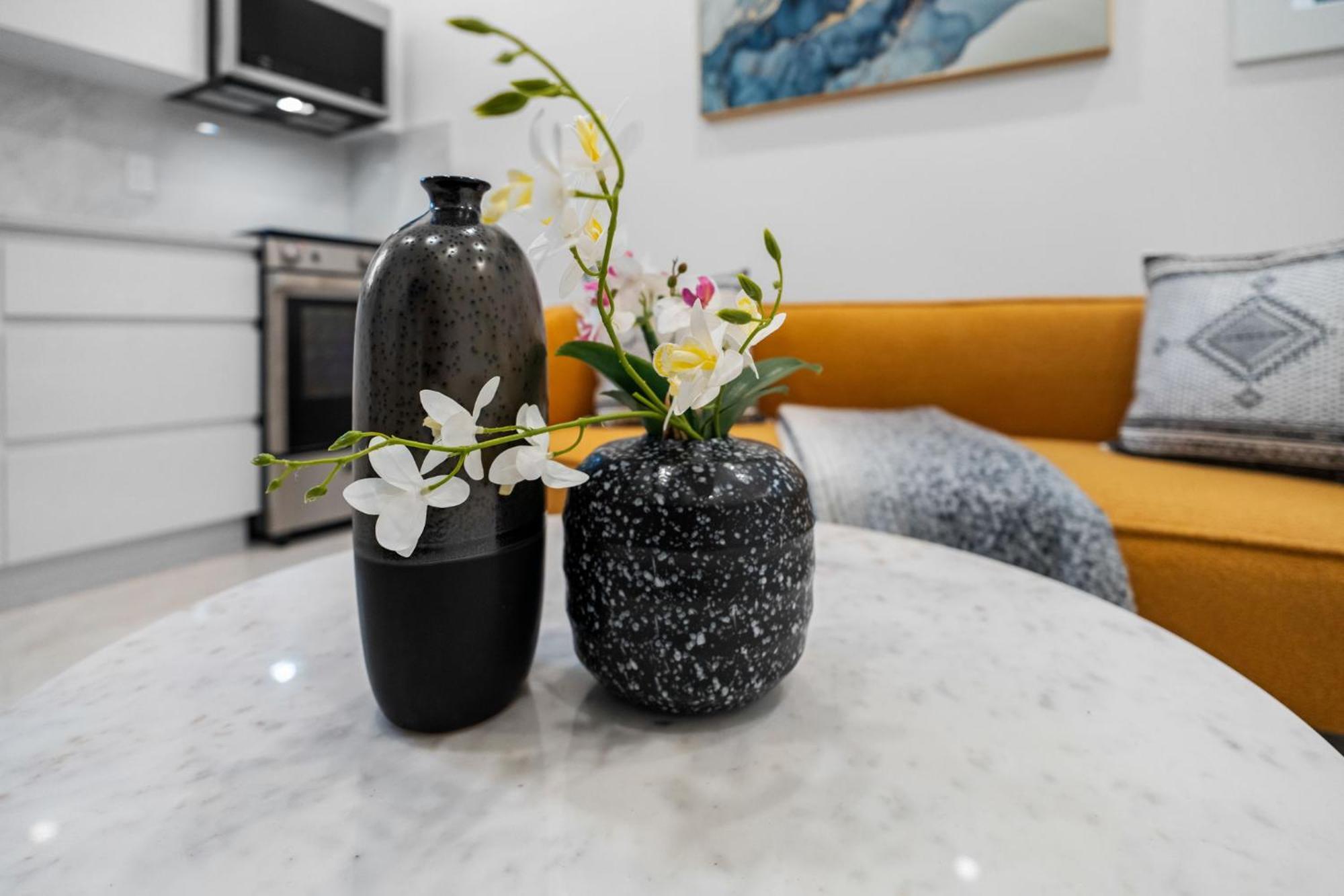 Brand New 2 Bedroom Point Grey Getaway Ванкувер Экстерьер фото